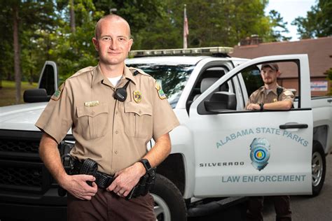 State parks recruiting police officers